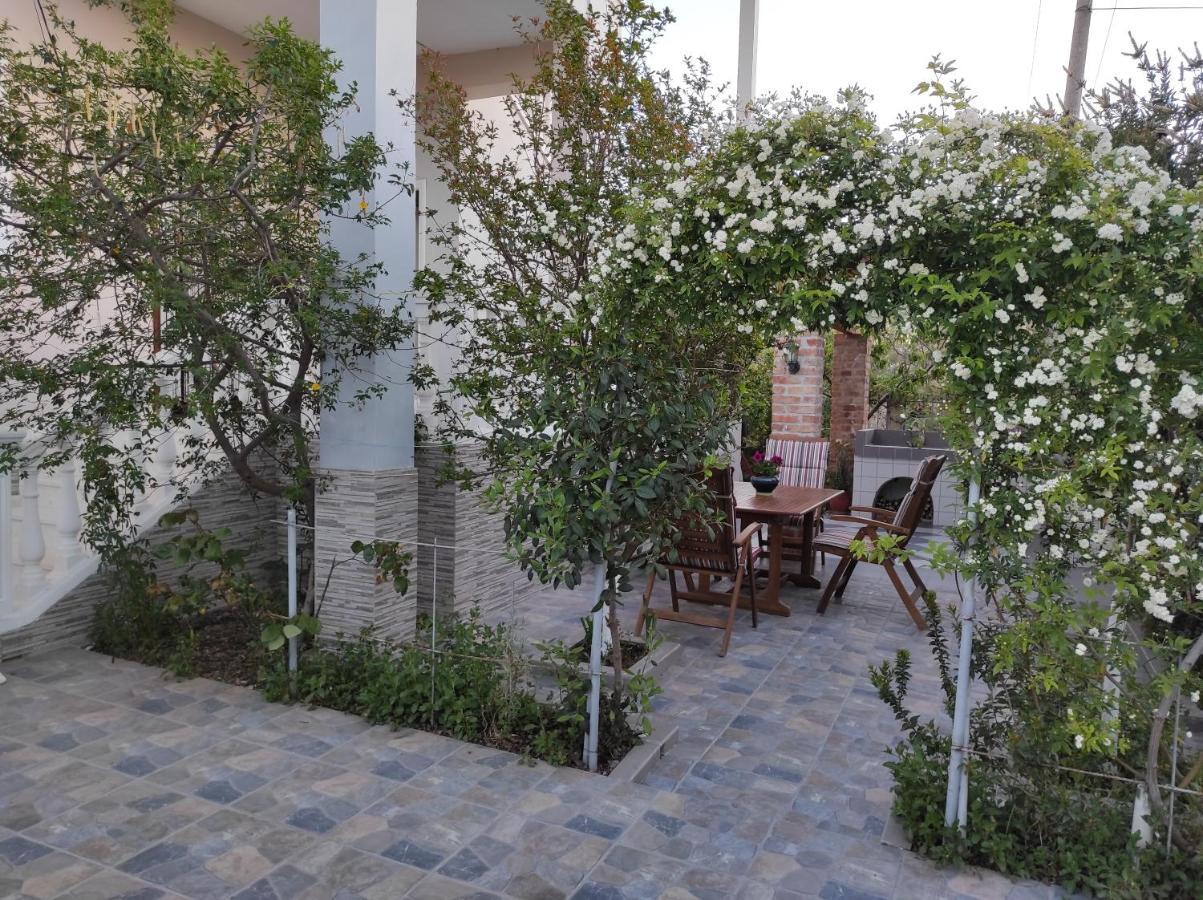 Alanthia Apartamento Vlorë Exterior foto